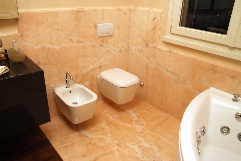Bagni montecchi marmi&graniti Bagni rivestiti in marmo
