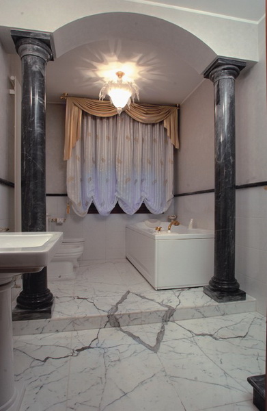 Bagni montecchi marmi&graniti Pavimento marmo bianco